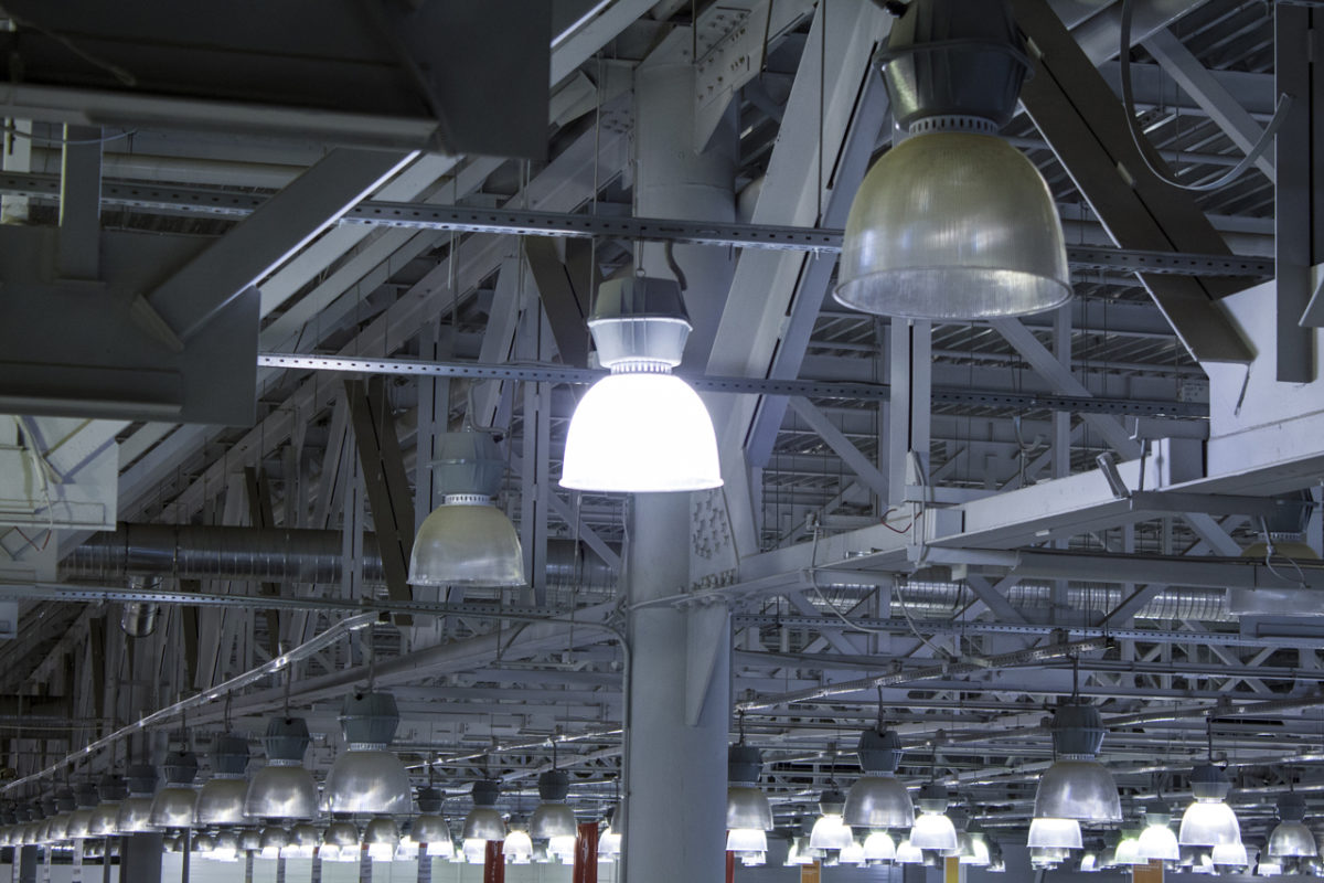 Relamping LED de l’atelier de production de la société Sulzer à Thimister-Clermont.